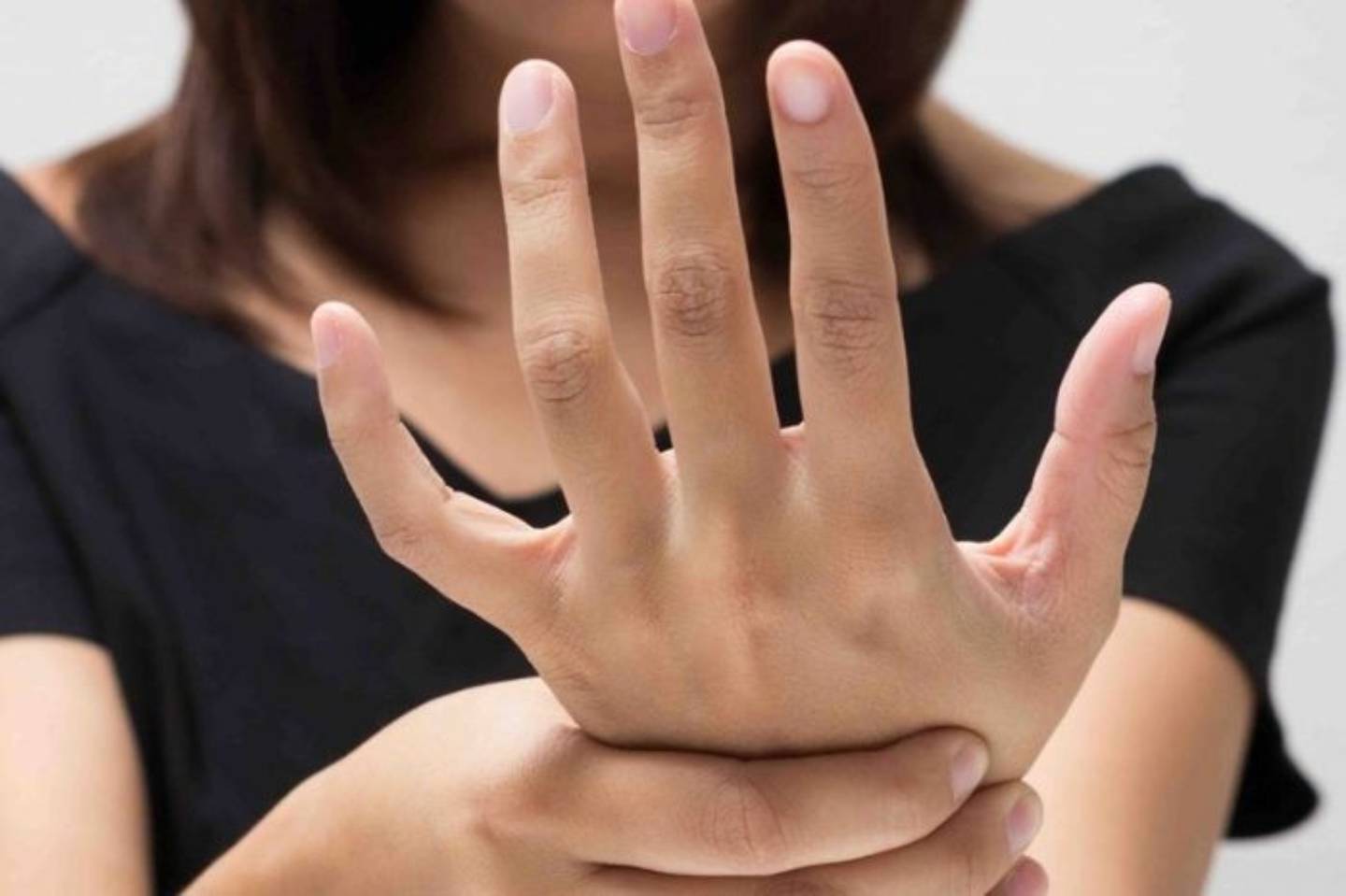 Por qué se duermen los dedos de las manos