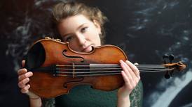 Reconocidos músicos locales e internacionales se unen en “Punto y coma para un violín”