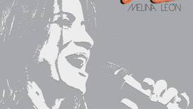 Melina León celebra 25 años de carrera y el éxito del popular tema “Mujeres liberadas”
