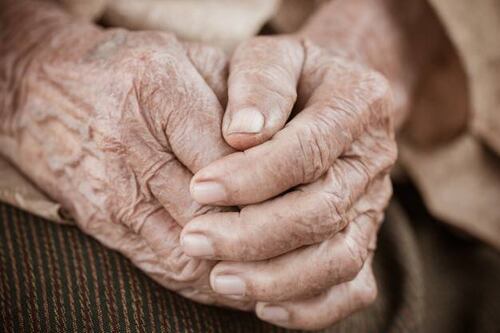 Una mujer de 94 años superó el COVID-19 en el Hospital del IESS – Quito Sur